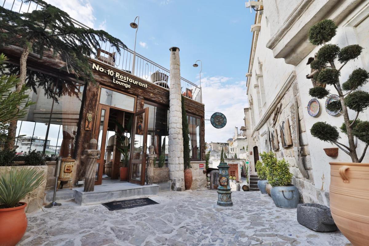 Elika Cave Suites Cappadocia, Curio Collection by Hilton