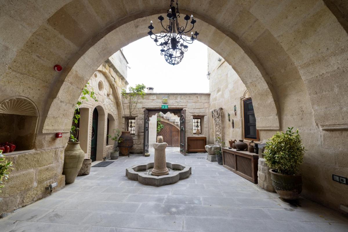 Elika Cave Suites Cappadocia, Curio Collection by Hilton