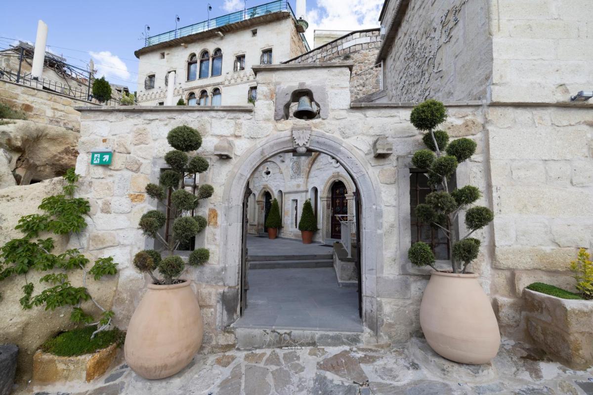 Elika Cave Suites Cappadocia, Curio Collection by Hilton