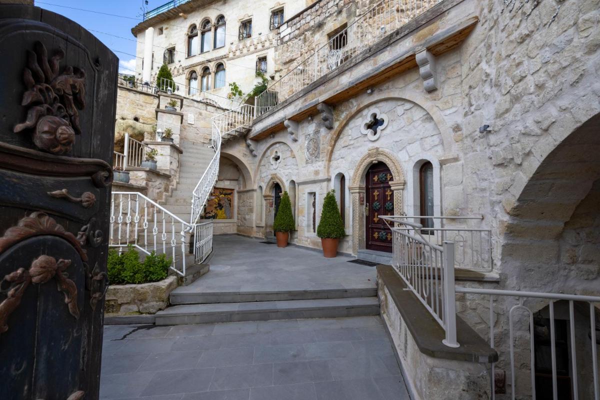 Elika Cave Suites Cappadocia, Curio Collection by Hilton
