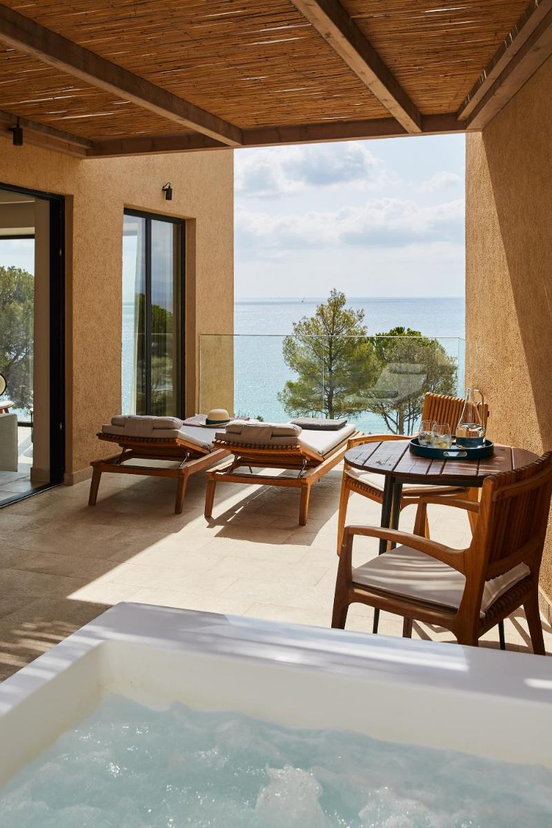 ELIVI Skiathos