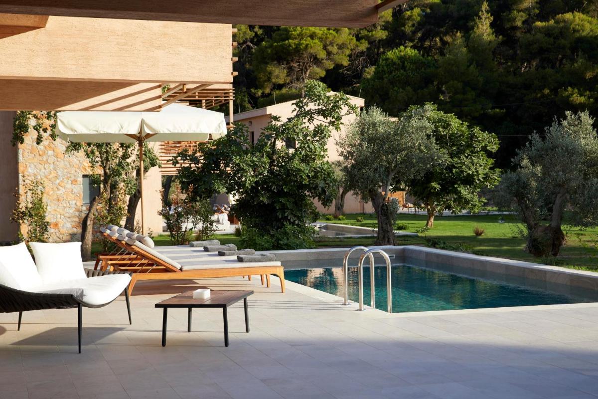 ELIVI Skiathos