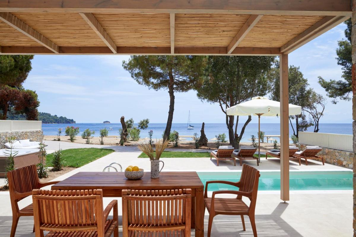 ELIVI Skiathos