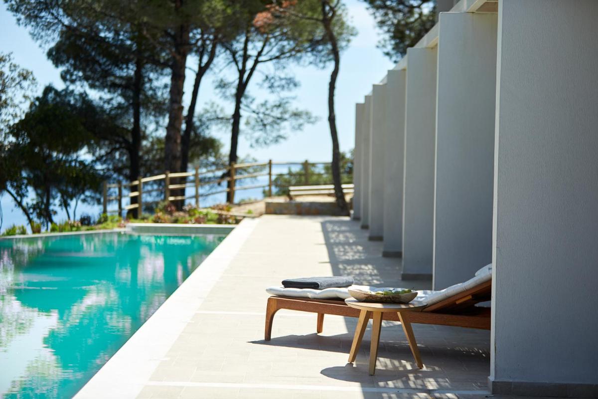 ELIVI Skiathos