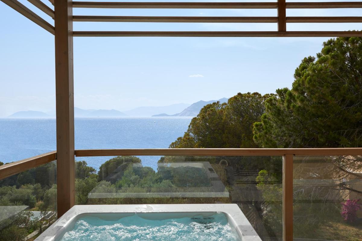 ELIVI Skiathos
