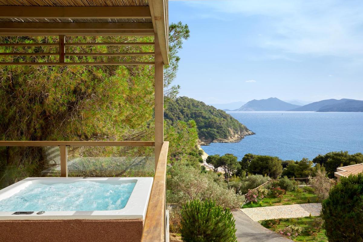 ELIVI Skiathos