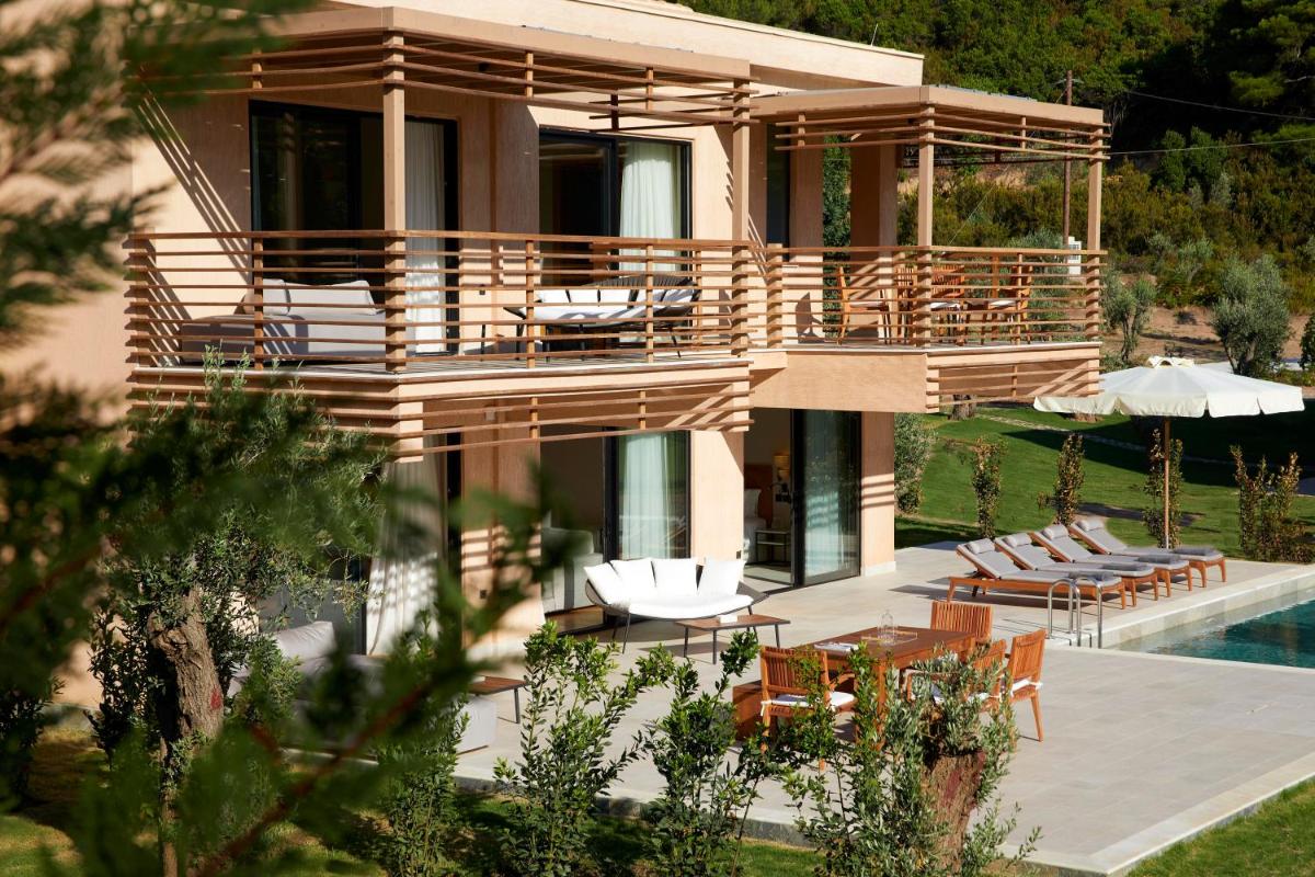 ELIVI Skiathos