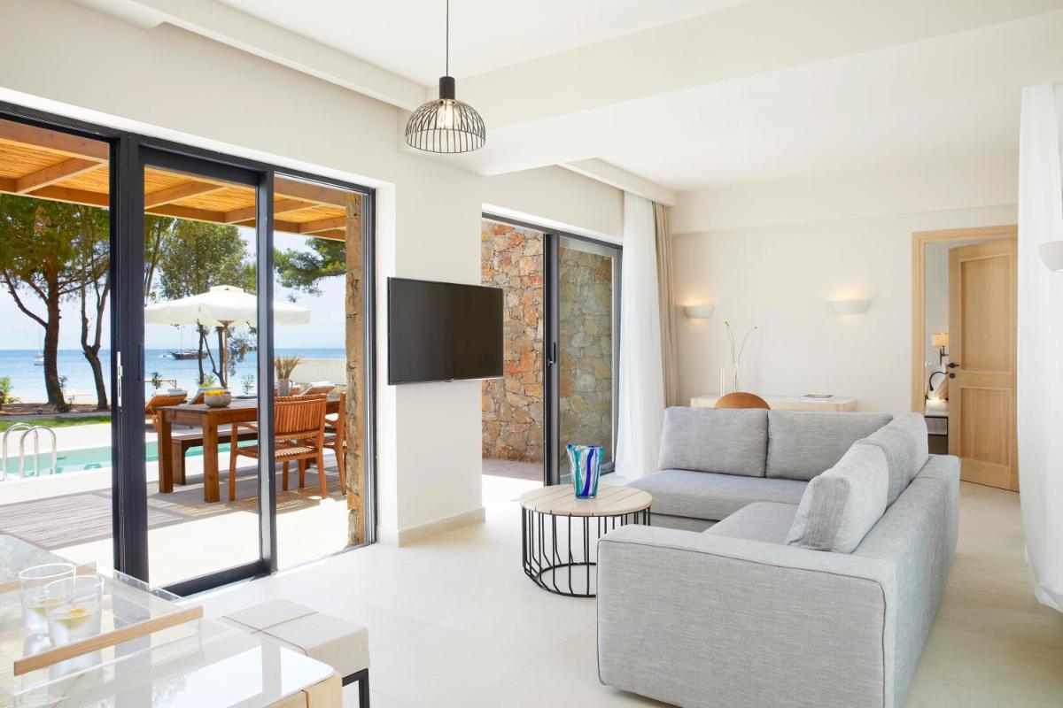 ELIVI Skiathos