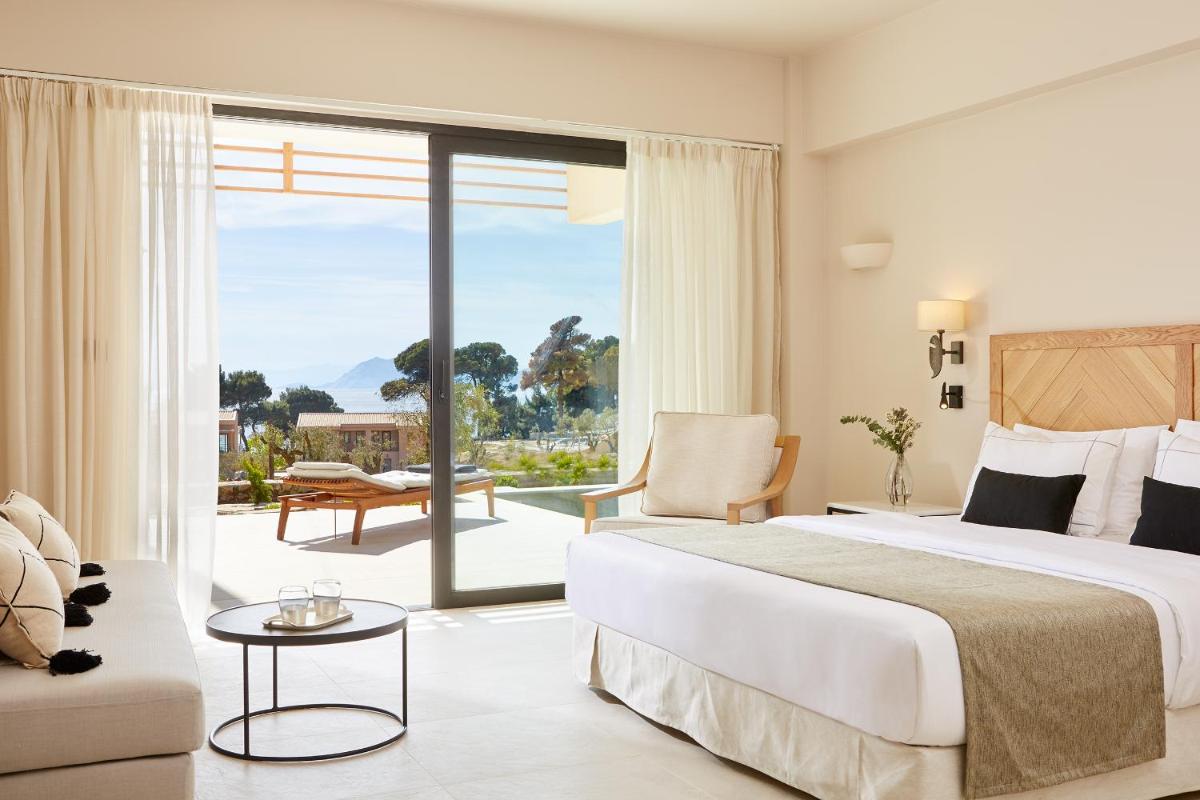 ELIVI Skiathos