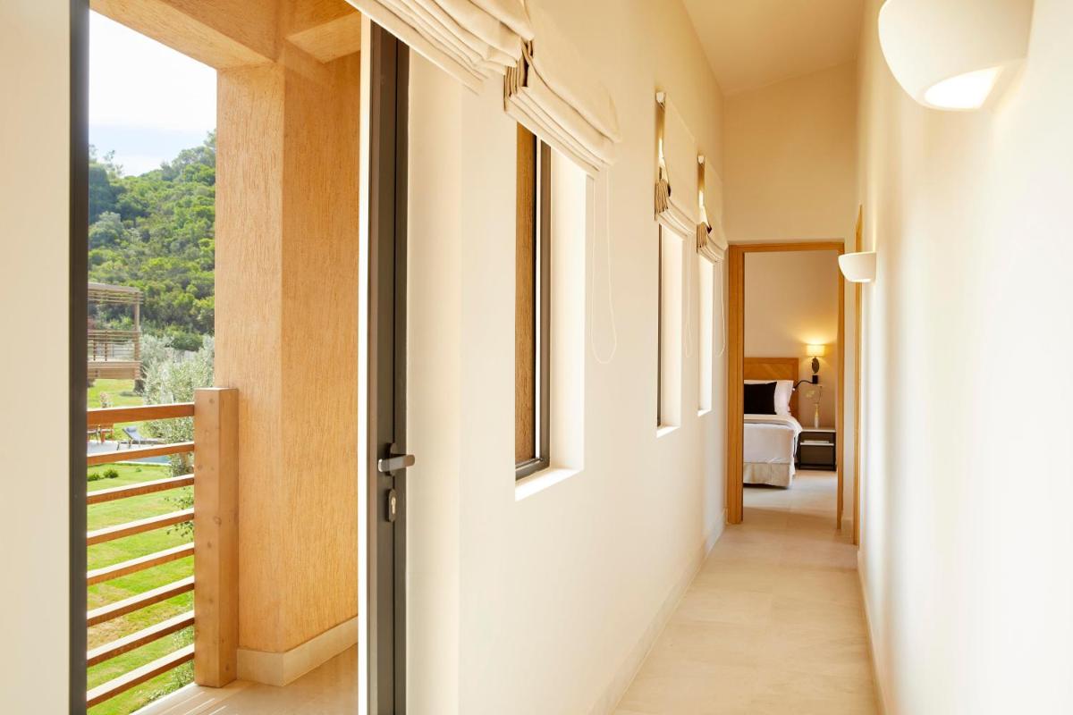 ELIVI Skiathos