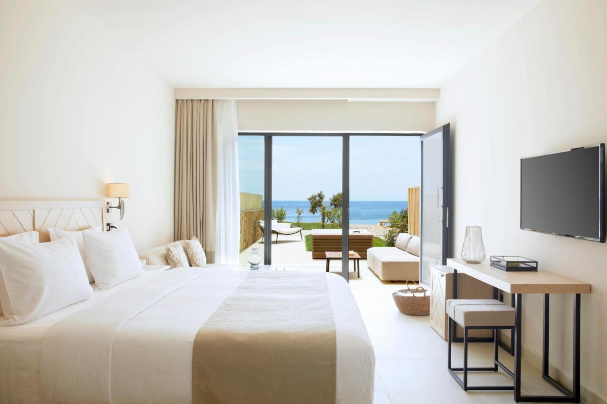 ELIVI Skiathos