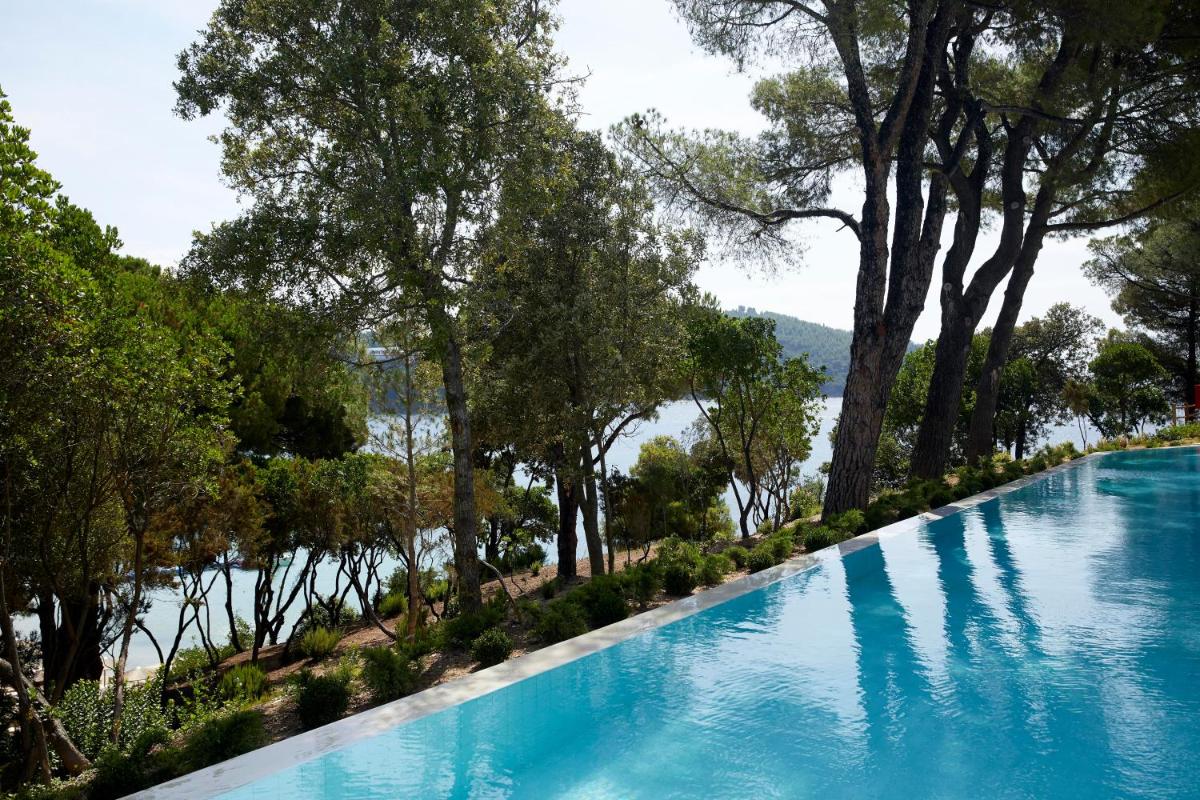 ELIVI Skiathos
