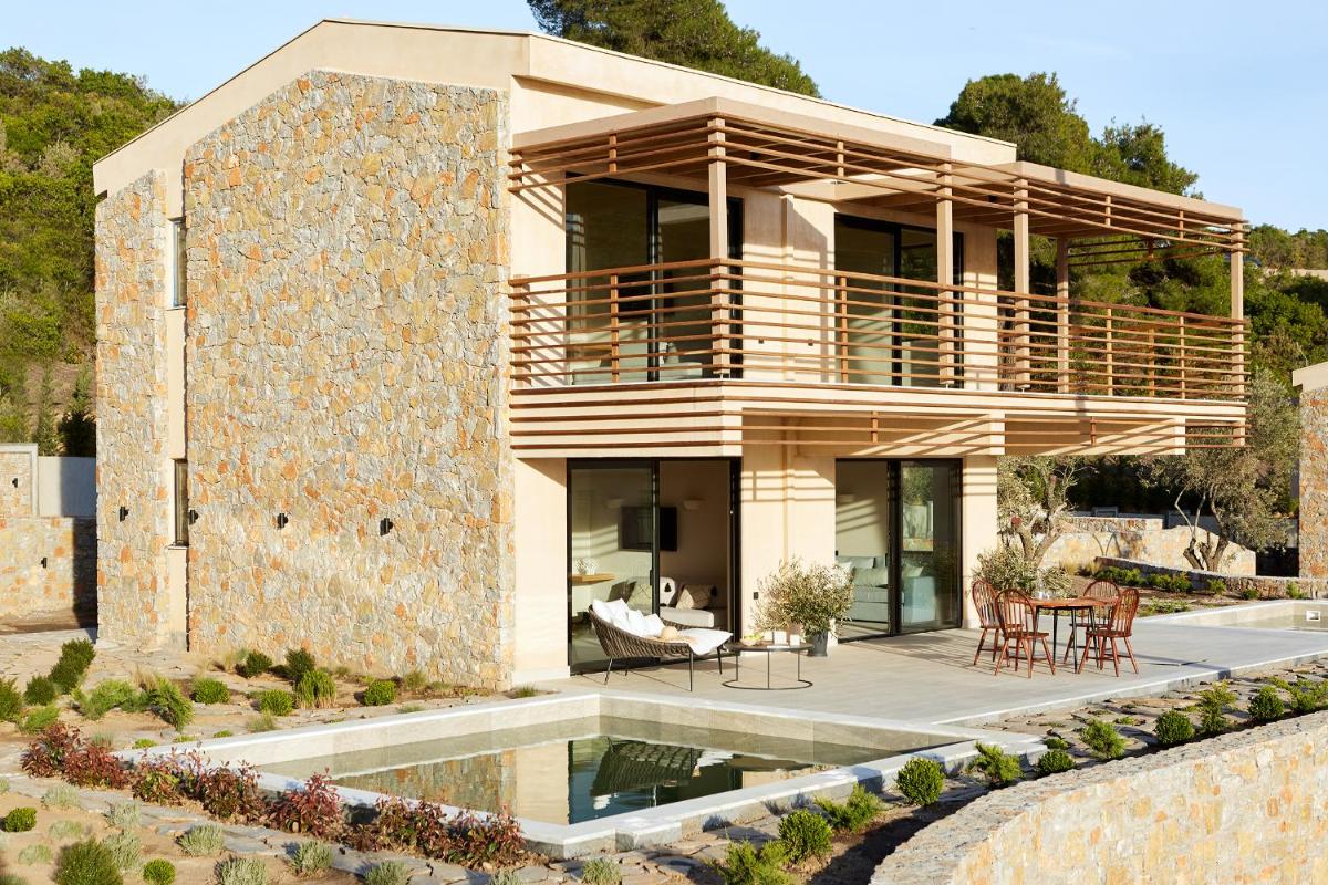 ELIVI Skiathos