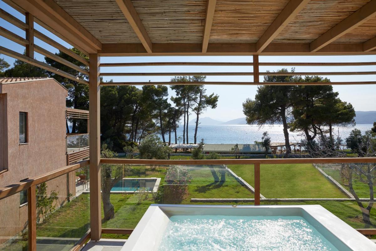 ELIVI Skiathos
