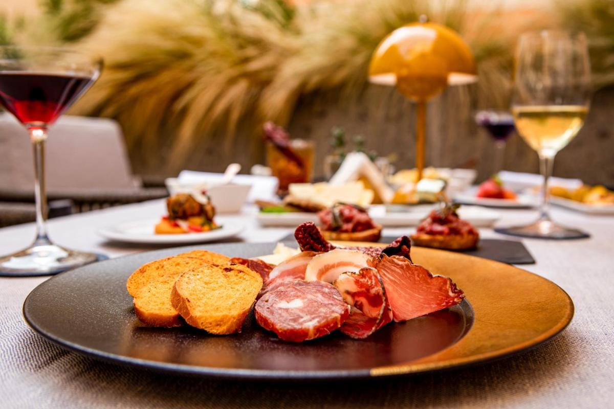 Elizabeth Unique Hotel | a Member of Design Hotels™