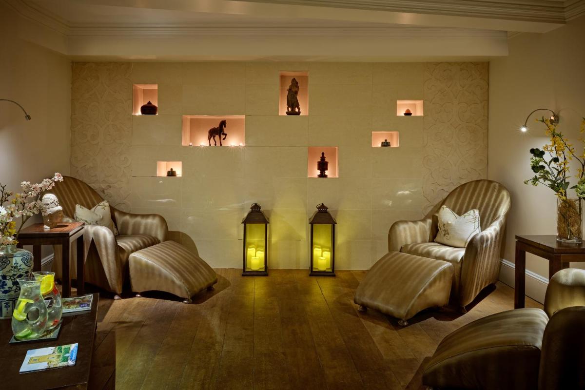 Ellenborough Park