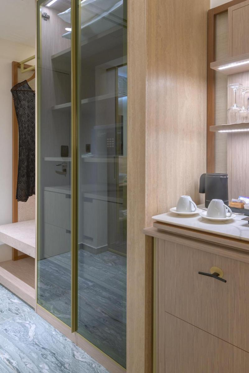 Elysium Resort & Spa