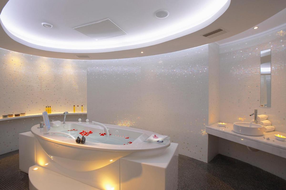 Elysium Resort & Spa