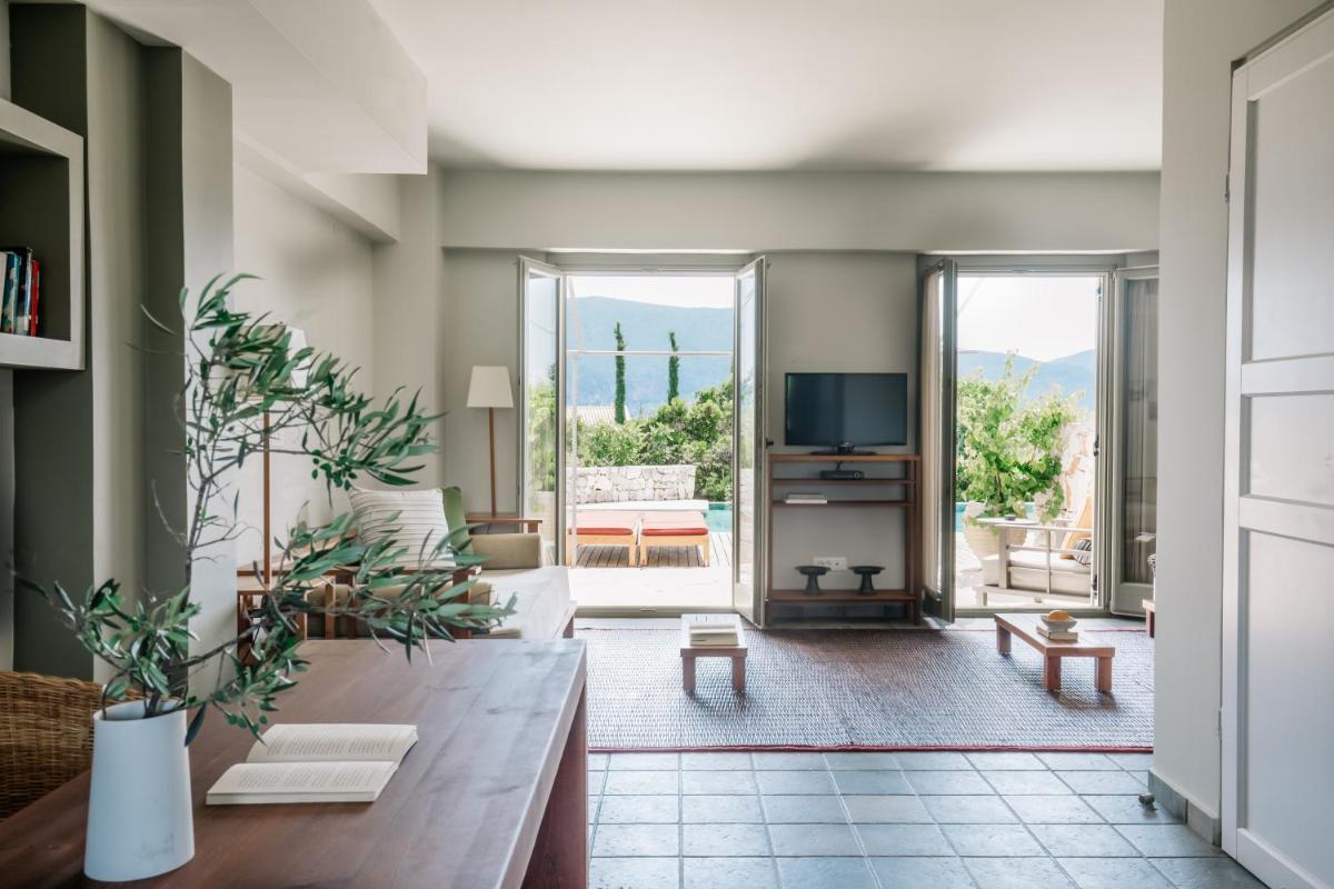 Emelisse Nature Resort