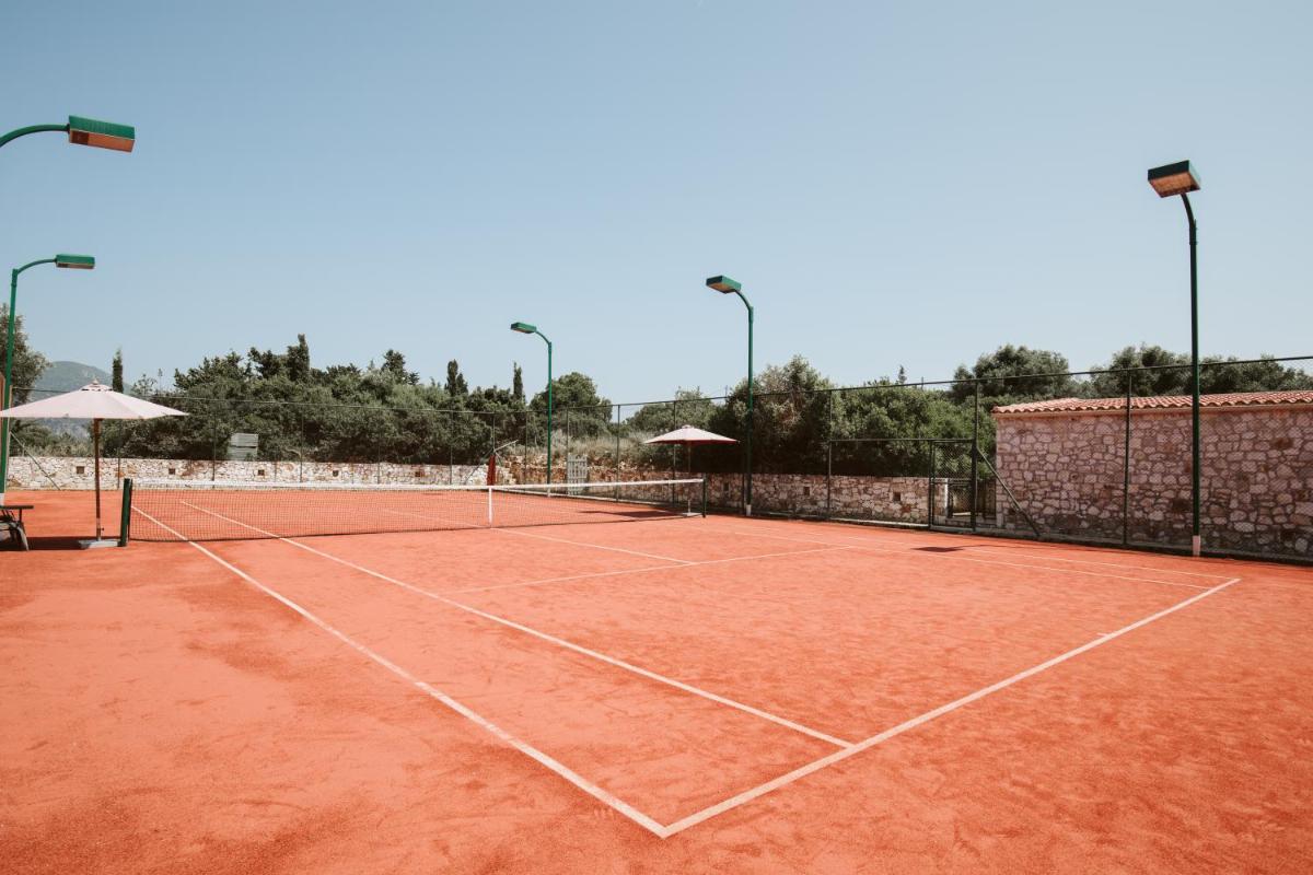 Emelisse Nature Resort