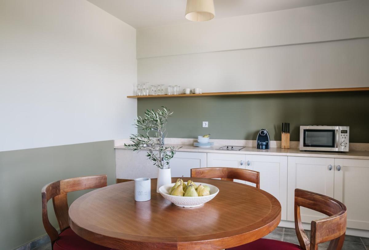 Emelisse Nature Resort