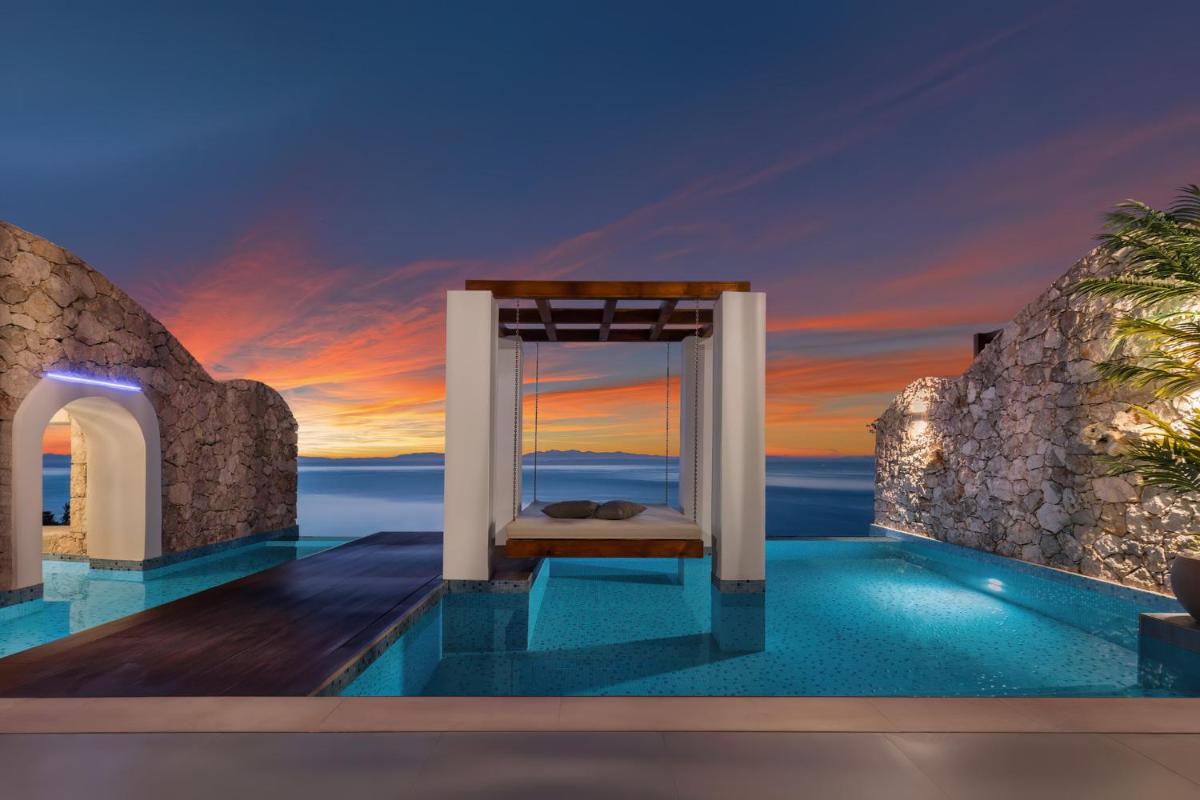 Emerald Villas & Suites - The Finest Hotels Of The World