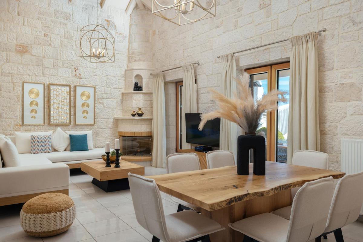 Emerald Villas & Suites - The Finest Hotels Of The World