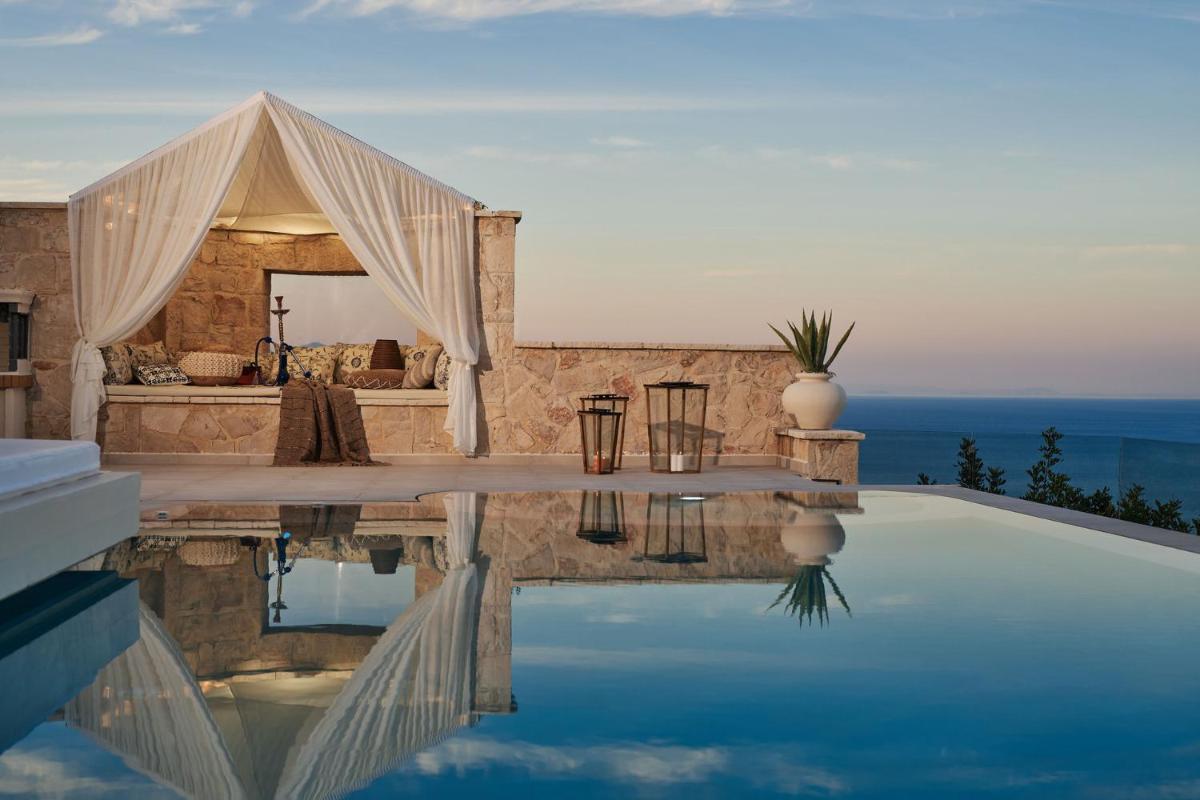 Emerald Villas & Suites - The Finest Hotels Of The World