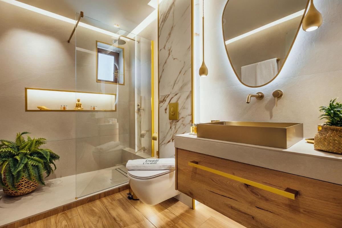 Emerald Villas & Suites - The Finest Hotels Of The World