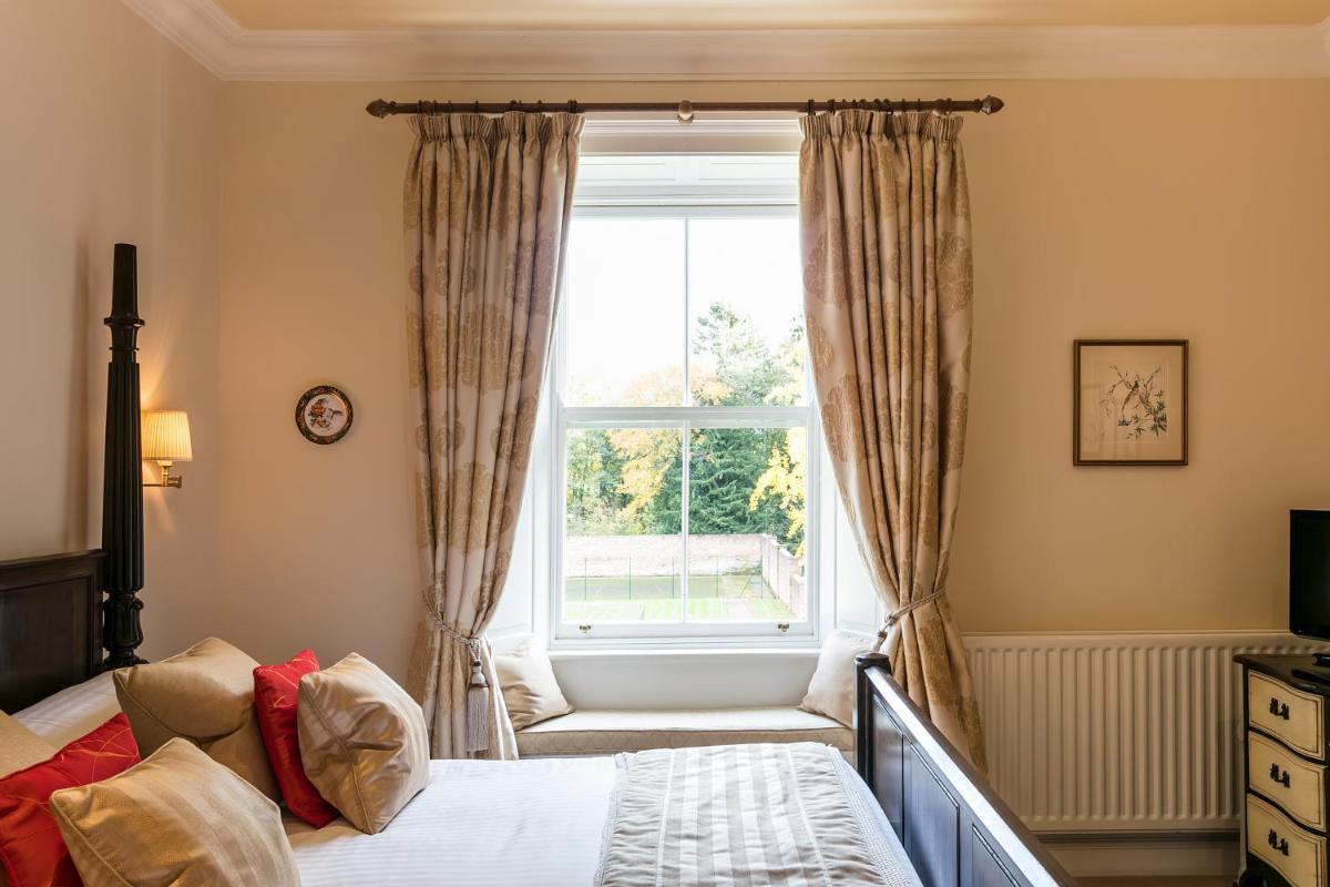 Eshott Hall