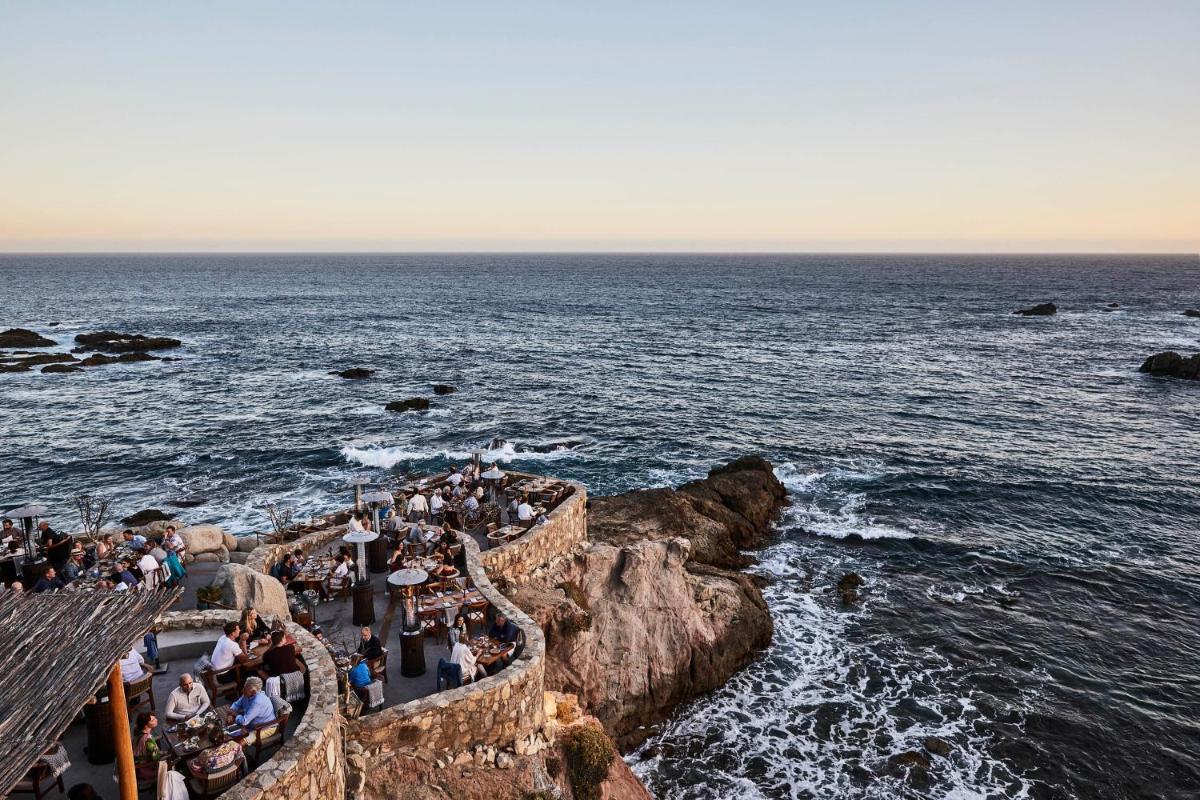 Esperanza, Auberge Collection