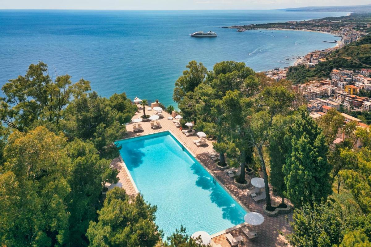 Excelsior Palace Hotel