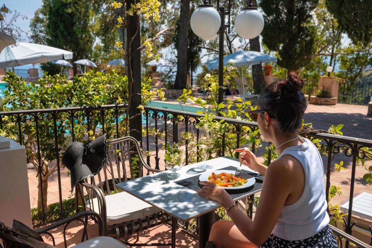 Excelsior Palace Hotel