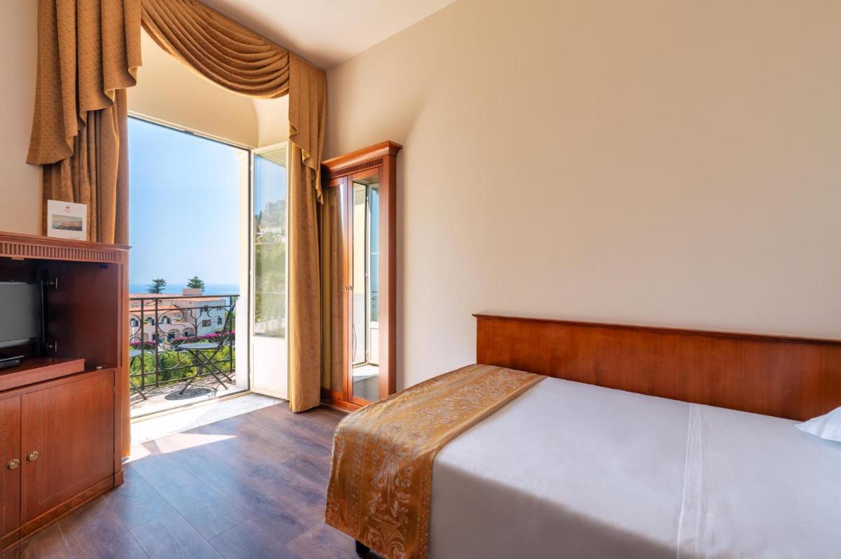 Excelsior Palace Hotel