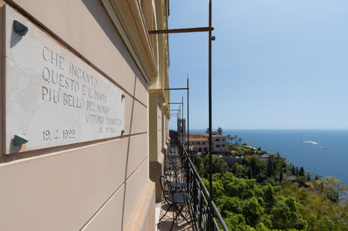 Excelsior Palace Hotel