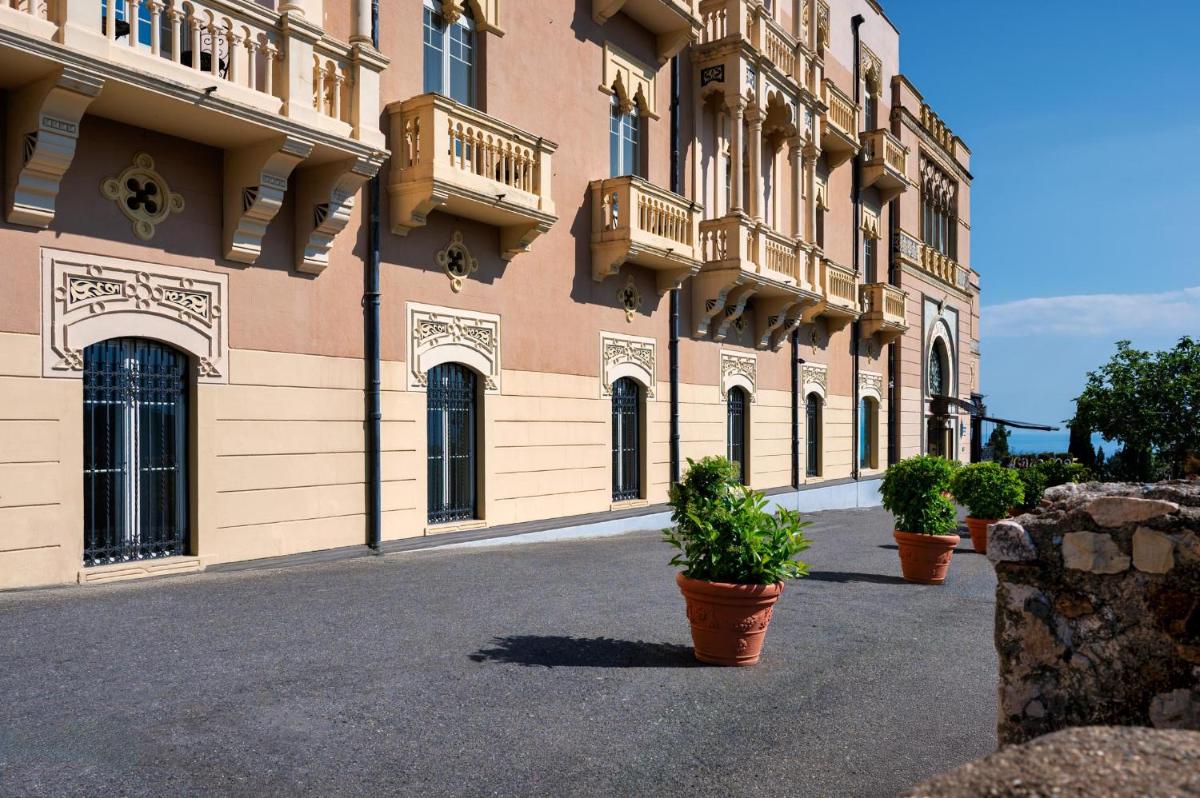 Excelsior Palace Hotel