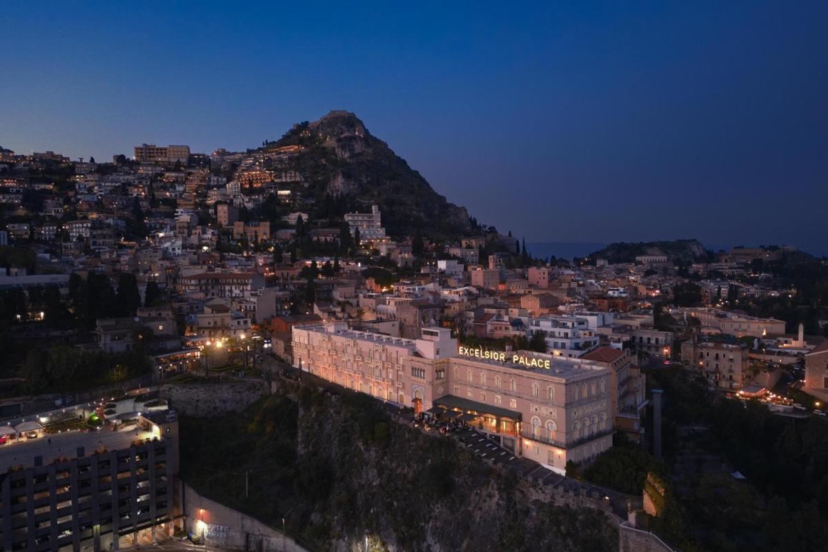 Excelsior Palace Hotel