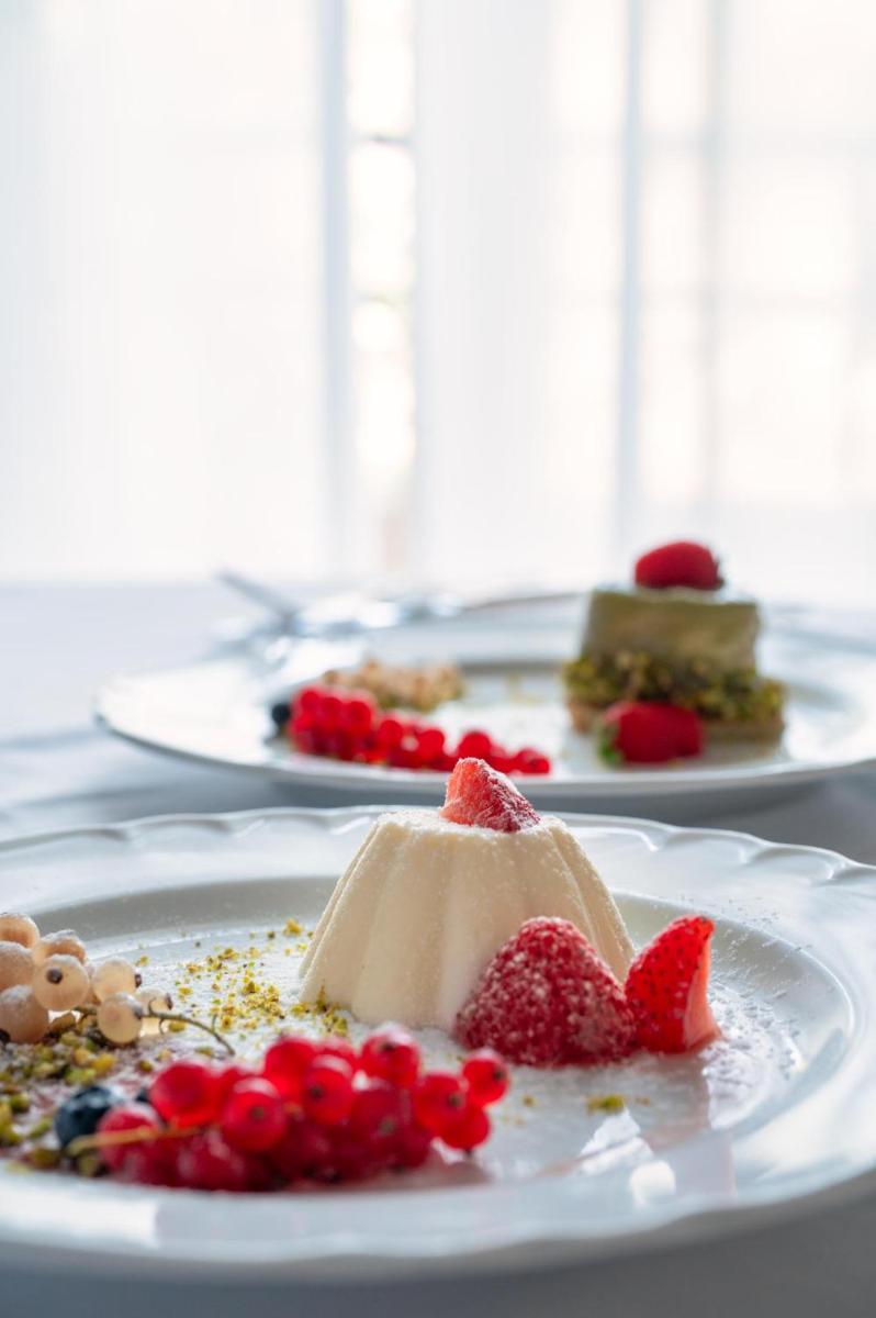 Excelsior Palace Hotel