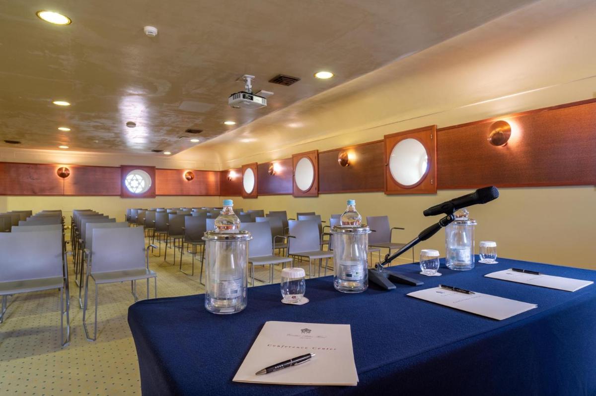 Excelsior Palace Hotel