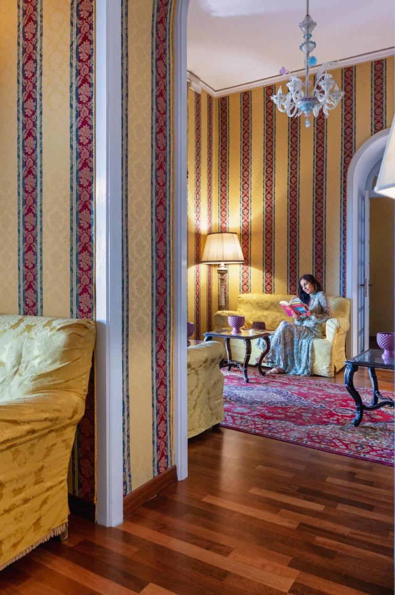 Excelsior Palace Hotel