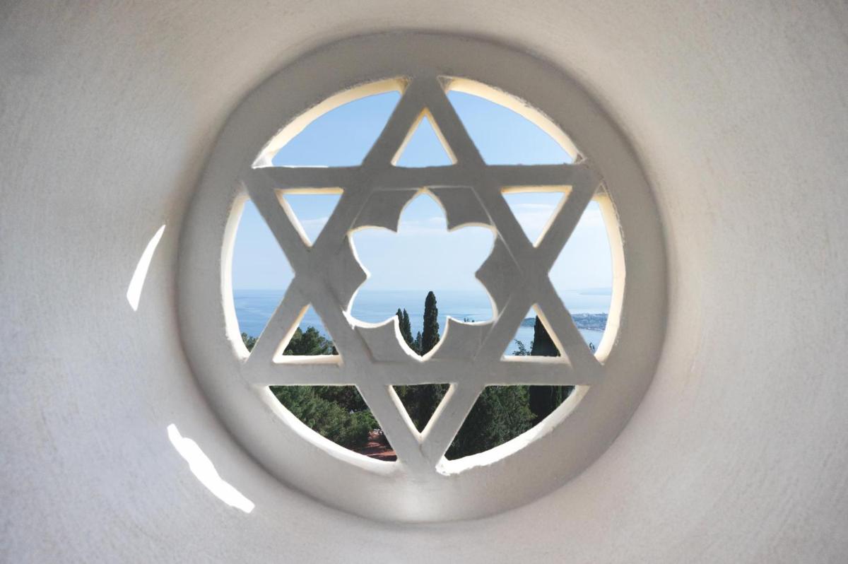 Excelsior Palace Hotel