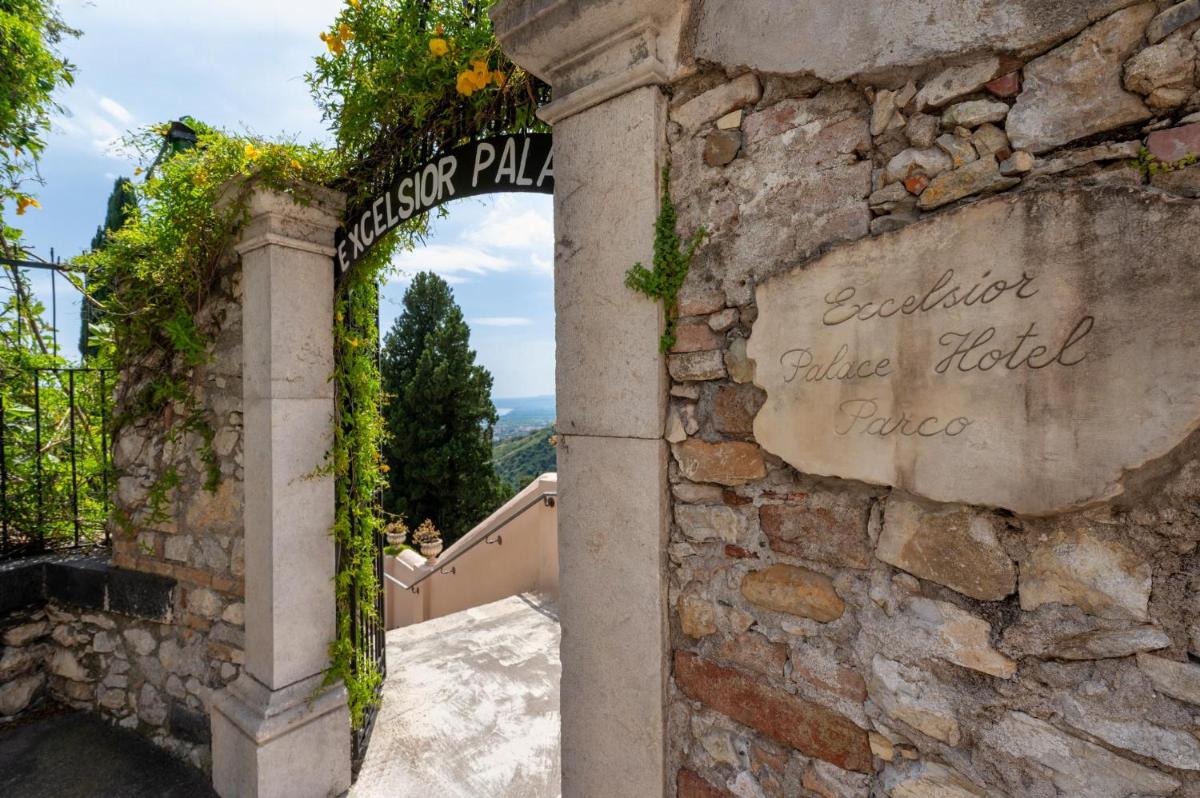 Excelsior Palace Hotel