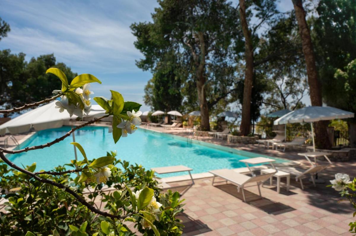 Excelsior Palace Hotel