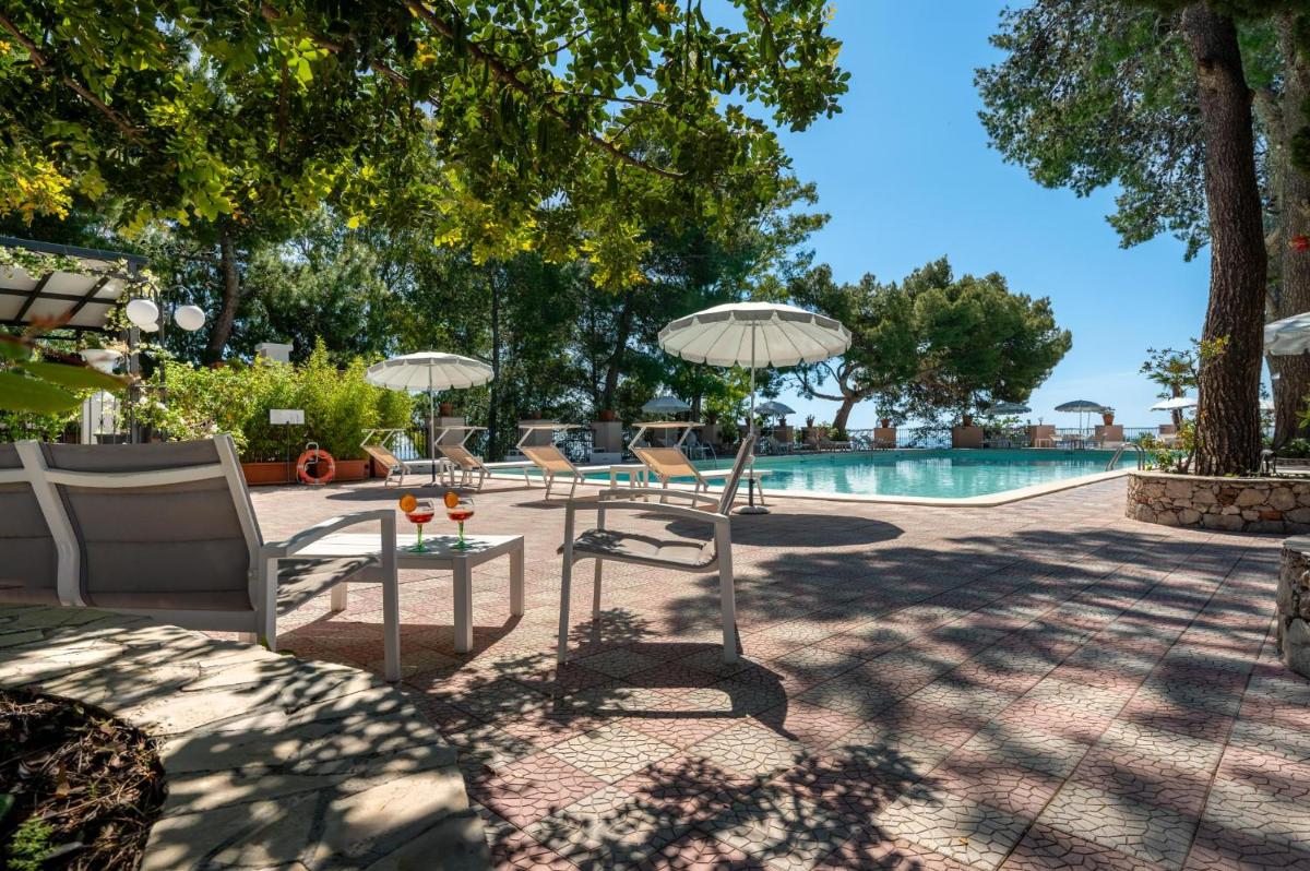 Excelsior Palace Hotel