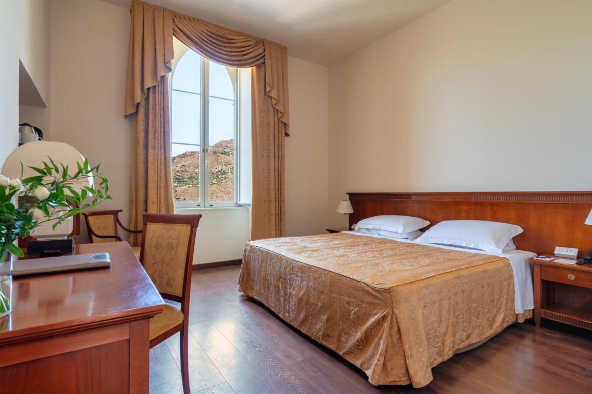 Excelsior Palace Hotel