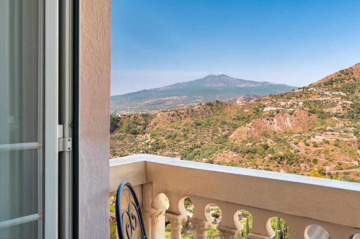 Excelsior Palace Hotel