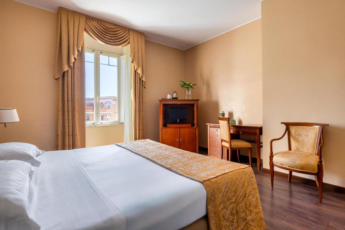 Excelsior Palace Hotel