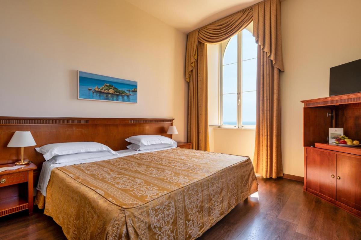 Excelsior Palace Hotel