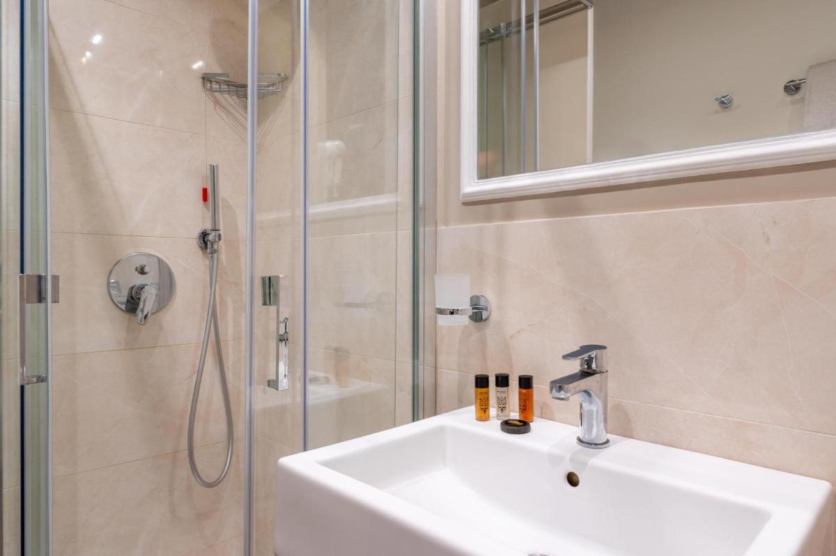 Excelsior Palace Hotel