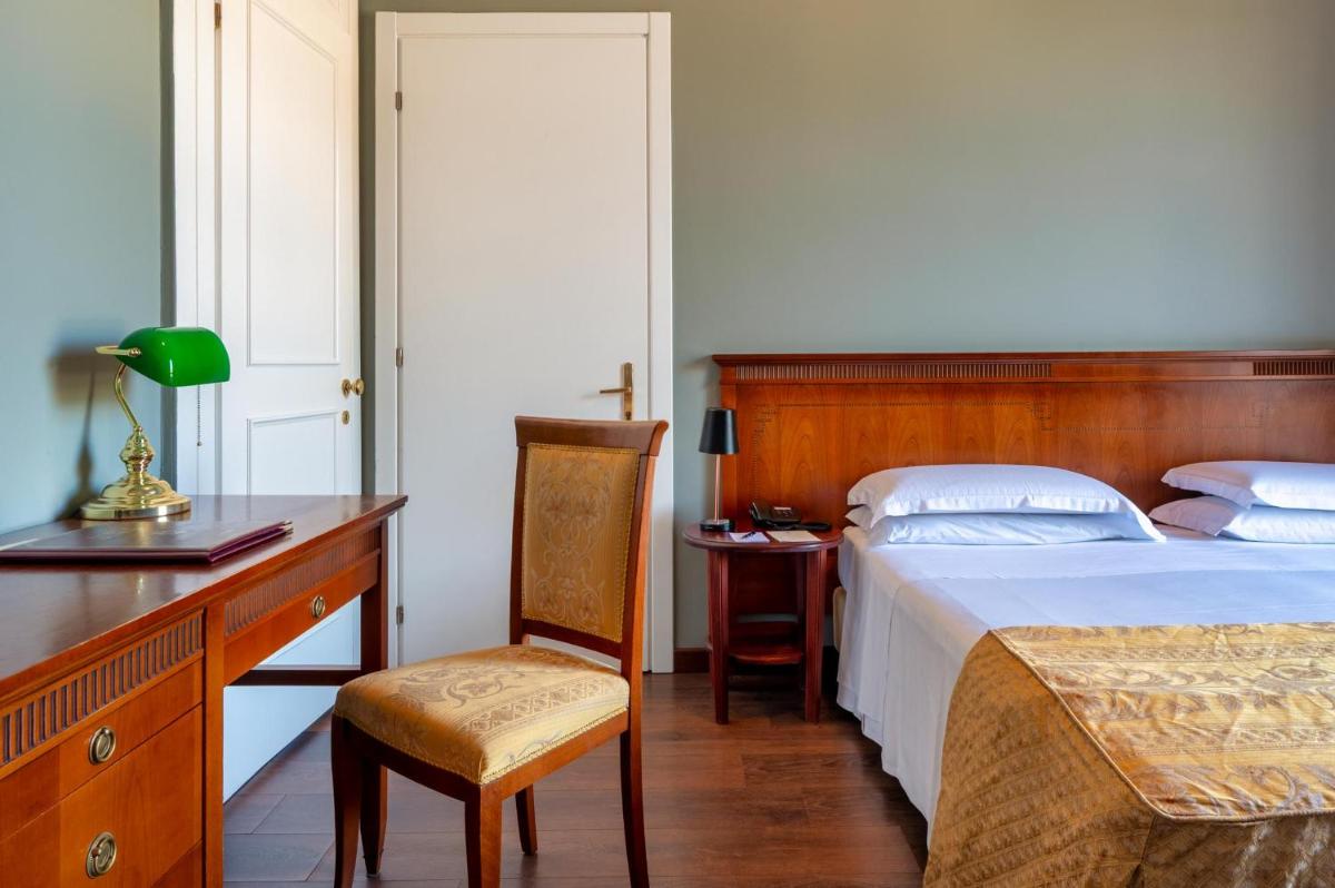 Excelsior Palace Hotel